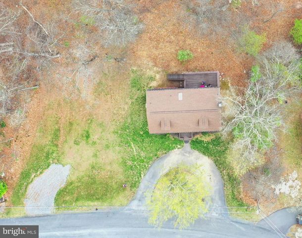 128 DOGWOOD DR, Cross Junction, VA 22625