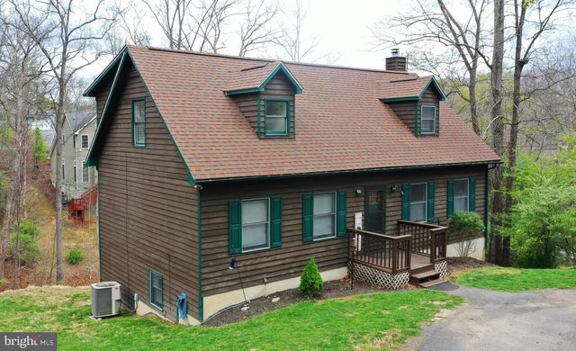 128 DOGWOOD DR, Cross Junction, VA 22625