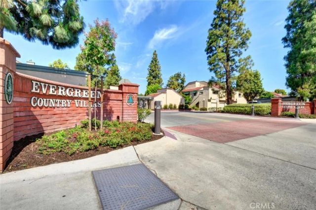 3572 W Stonepine Lane F, Anaheim, CA 92804