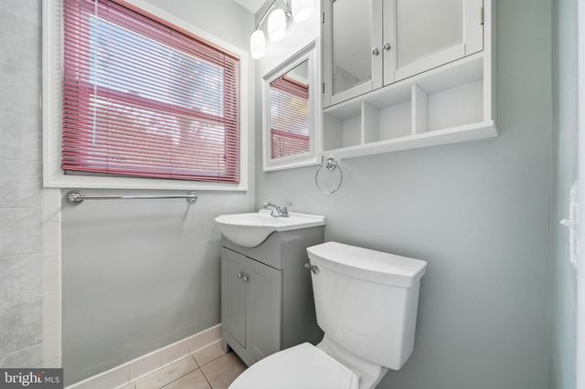 12410 ROCKLEDGE DR, Bowie, MD 20715