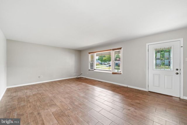 12410 ROCKLEDGE DR, Bowie, MD 20715