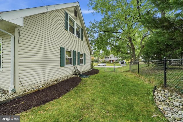 12410 ROCKLEDGE DR, Bowie, MD 20715