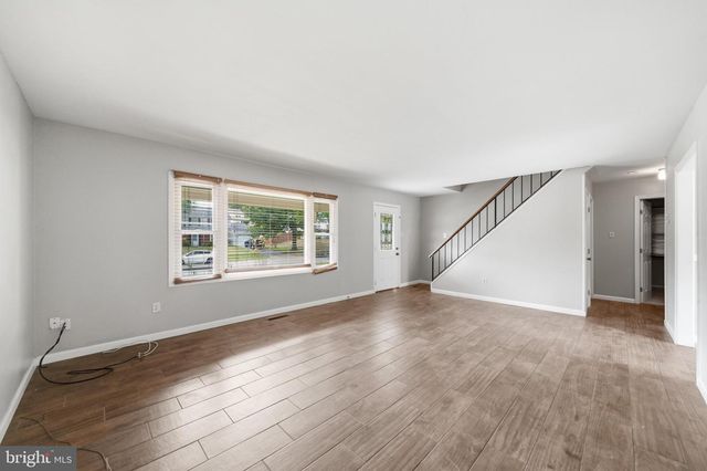 12410 ROCKLEDGE DR, Bowie, MD 20715