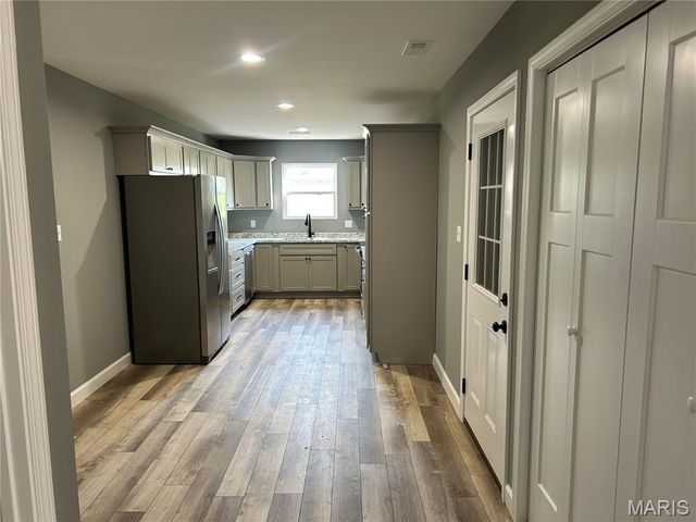 831 Bell Drive, Farmington, MO 63640