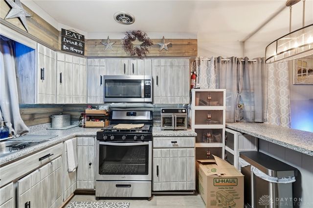 5349 Rawlings Drive, Dayton, OH 45432