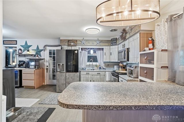 5349 Rawlings Drive, Dayton, OH 45432