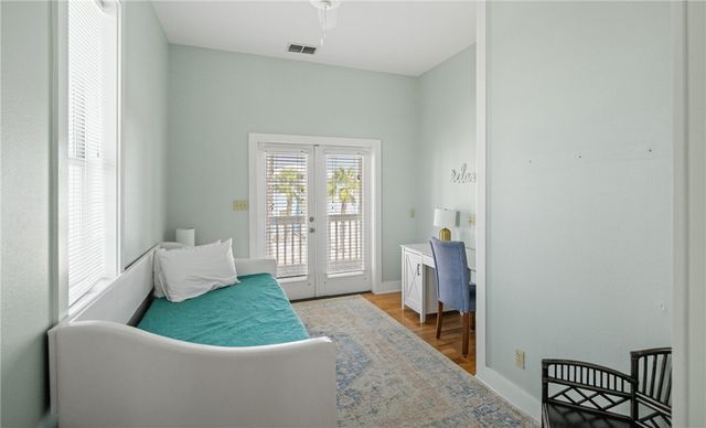 150 Mustang Royale Blvd, Port Aransas, TX 78373