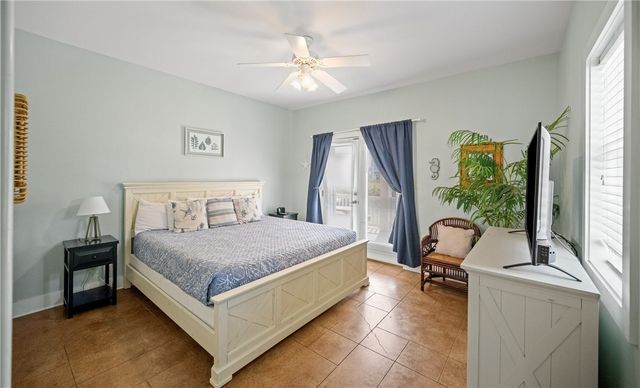 150 Mustang Royale Blvd, Port Aransas, TX 78373