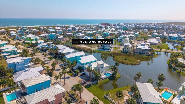 150 Mustang Royale Blvd, Port Aransas, TX 78373