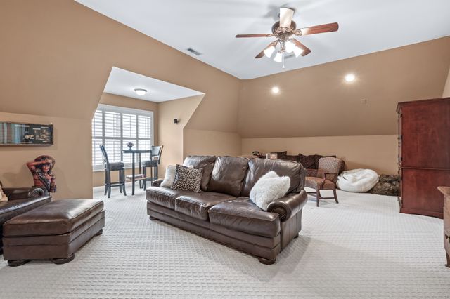 2638 Big Eagle Trl, Murfreesboro, TN 37127