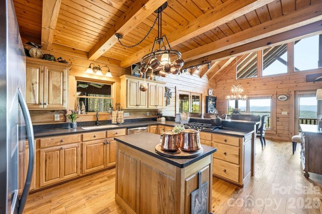 3918 Skyline Drive, Morganton, NC 28655