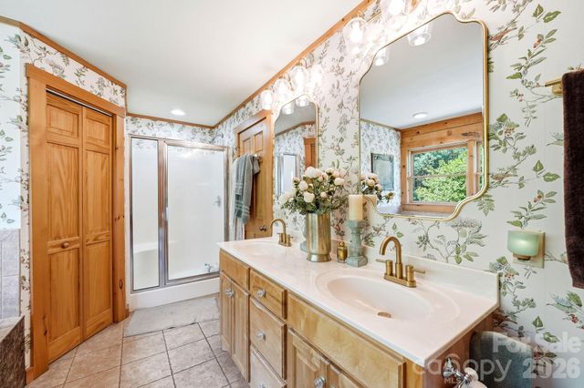 3918 Skyline Drive, Morganton, NC 28655
