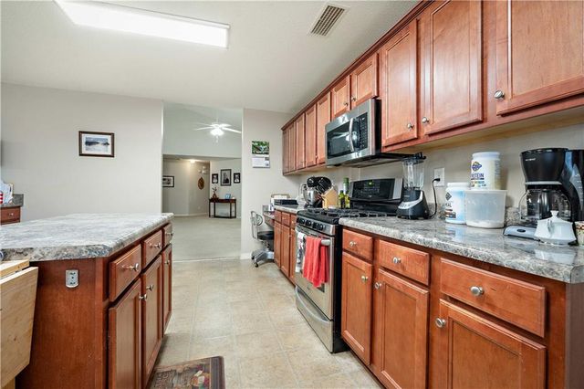 5169 Mossberg Drive E, Theodore, AL 36582