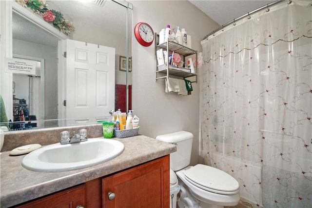 5169 Mossberg Drive E, Theodore, AL 36582