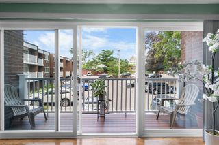 25 Jones Ter 4, Stoughton, MA 02072