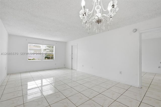 19051 NE 2nd Ave 1503, Miami, FL 33179