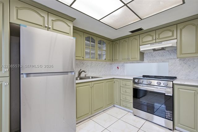 19051 NE 2nd Ave 1503, Miami, FL 33179