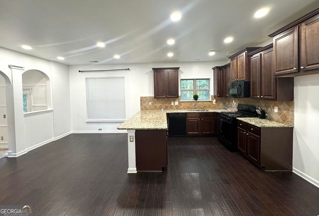 4026 Villagewood Lane, Ellenwood, GA 30294