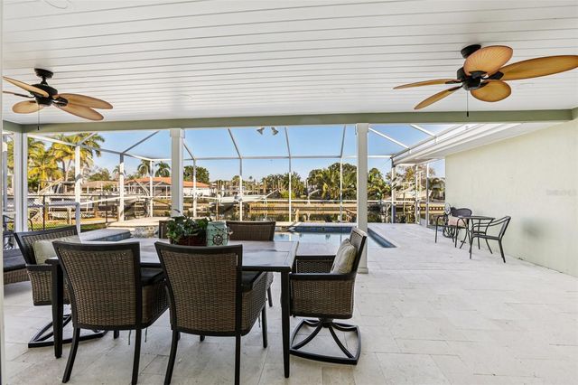 6251 18TH STREET NE, St Petersburg, FL 33702