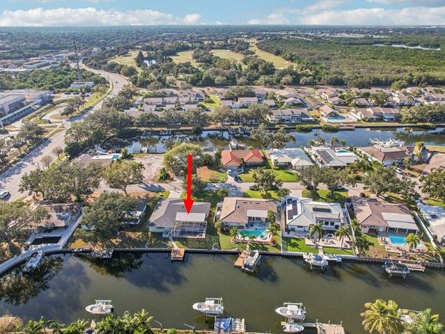 6251 18TH STREET NE, St Petersburg, FL 33702