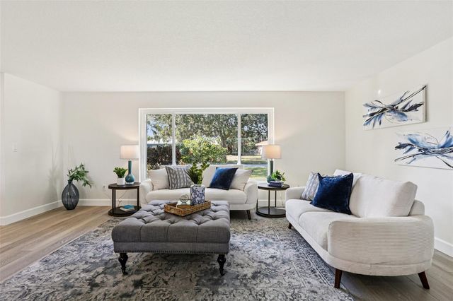 6251 18TH STREET NE, St Petersburg, FL 33702