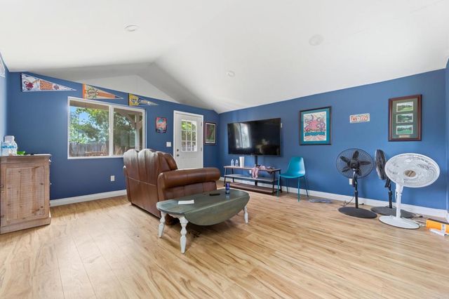 6200 Veemac Avenue, La Mesa, CA 91942