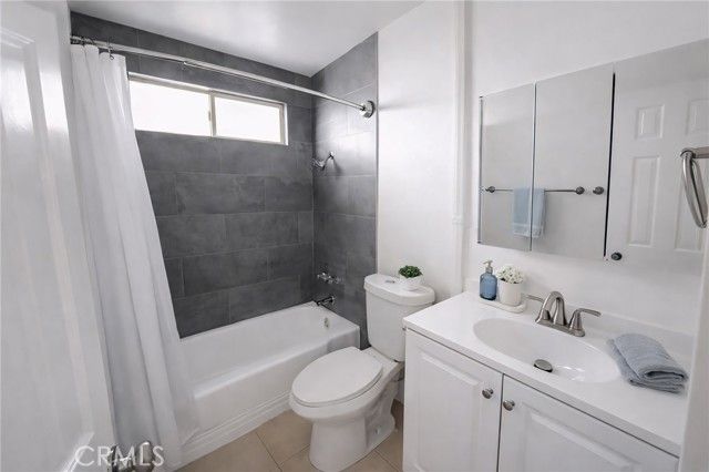 37111 Cathedral Canyon Drive E, Cathedral City, CA 92234