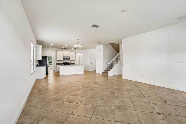 19417 PADDOCK VIEW DRIVE, Tampa, FL 33647