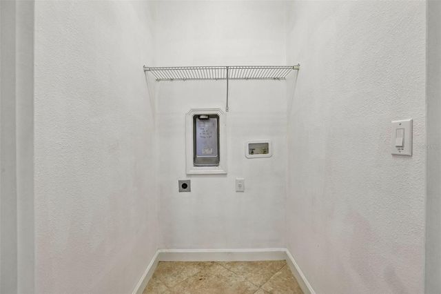 19417 PADDOCK VIEW DRIVE, Tampa, FL 33647