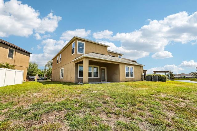 19417 PADDOCK VIEW DRIVE, Tampa, FL 33647