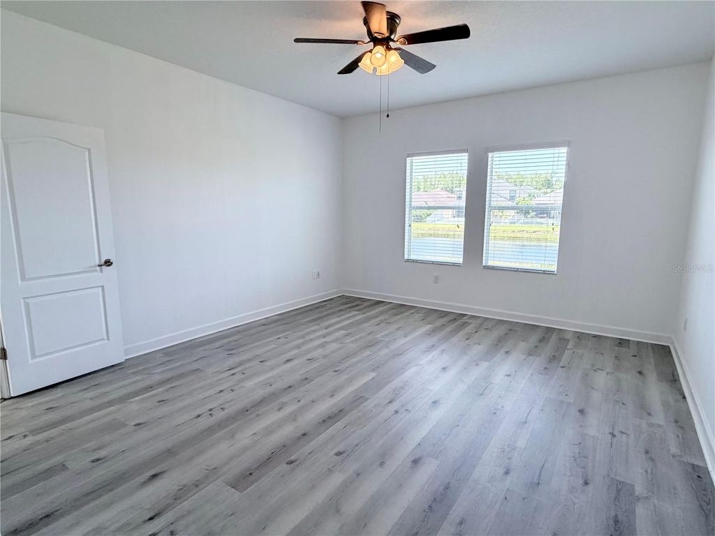 Image 17 of property listing at 19417 PADDOCK VIEW DRIVE, Tampa, FL 33647