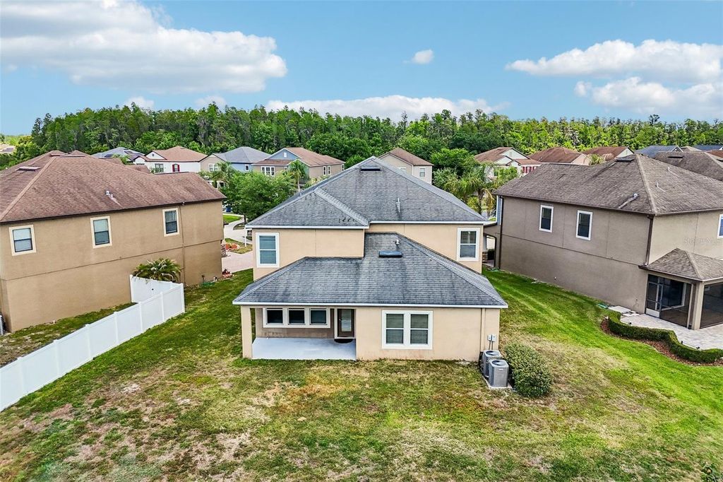 Image 46 of property listing at 19417 PADDOCK VIEW DRIVE, Tampa, FL 33647