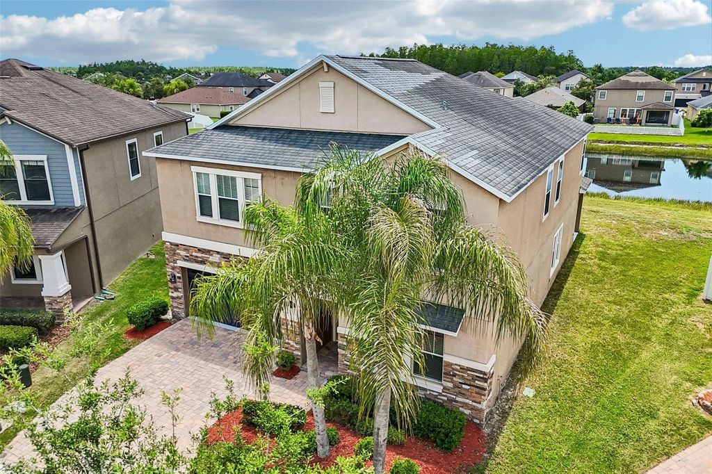 Image 48 of property listing at 19417 PADDOCK VIEW DRIVE, Tampa, FL 33647