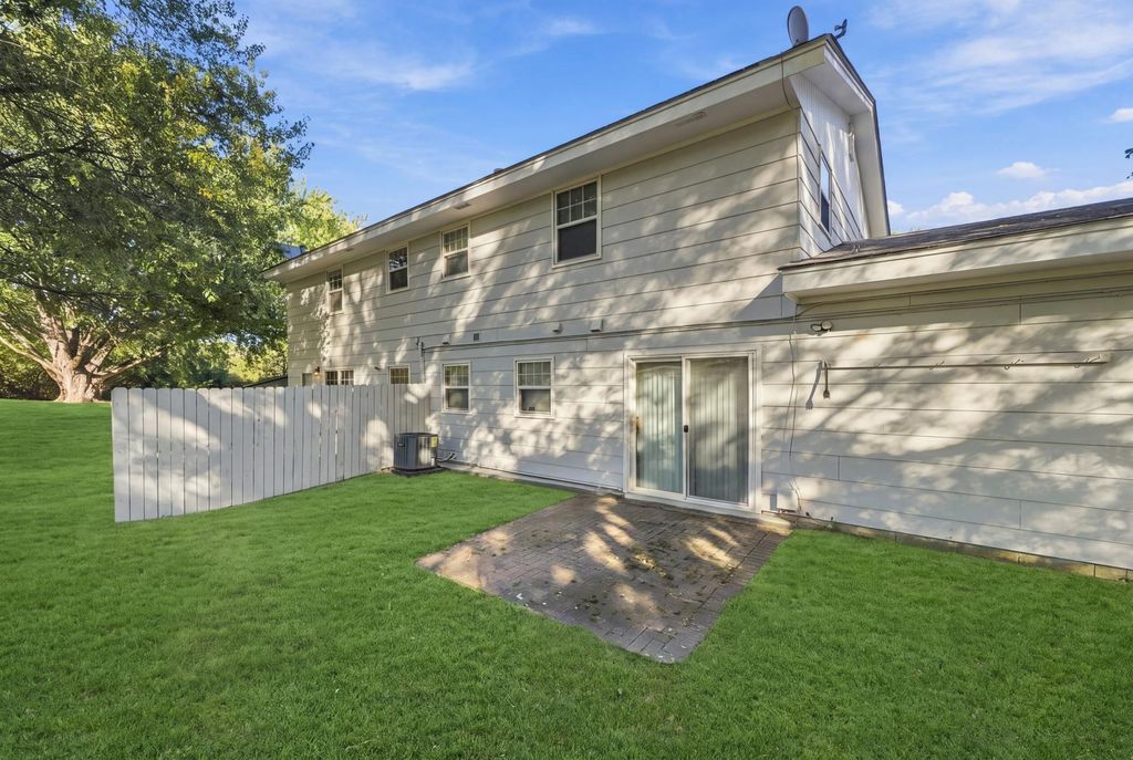 6980 Alpine Trail, Eden Prairie, MN 55346 — photo 5
