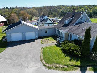 268 Roaring Brook Road, Barton, VT 05822