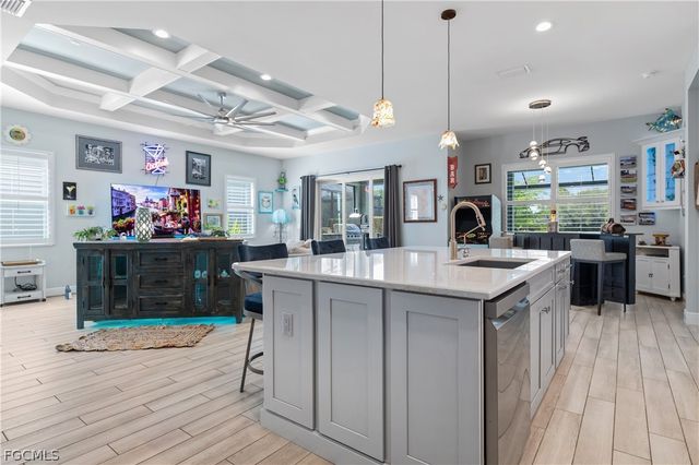 13853 Magnolia Isle DR, Fort Myers, FL 33905