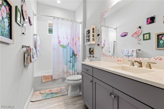 13853 Magnolia Isle DR, Fort Myers, FL 33905