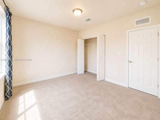 17001 SW 96th Street, Miami, FL 33196