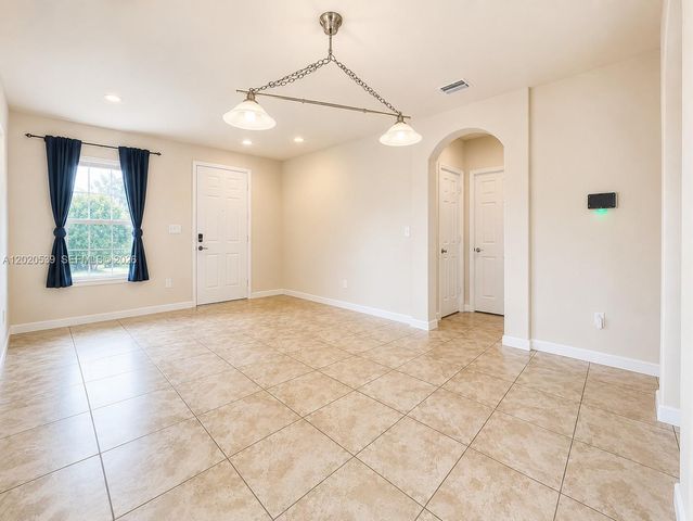 17001 SW 96th Street, Miami, FL 33196