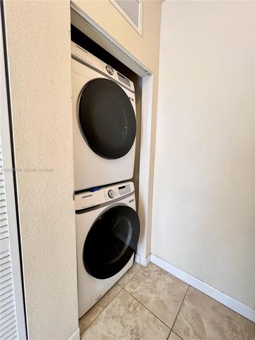 17001 SW 96th Street, Miami, FL 33196