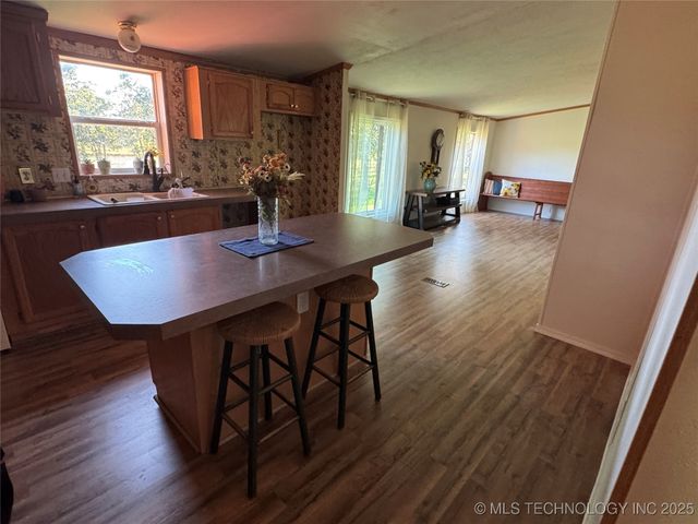 16739 S Maple Drive, Kellyville, OK 74039