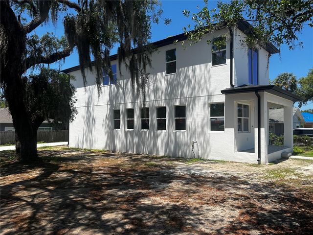 1514 E JUNEAU STREET, Tampa, FL 33604
