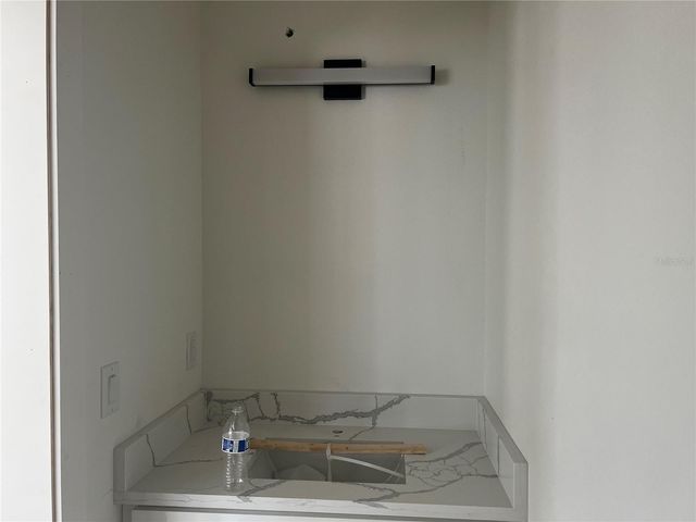 1514 E JUNEAU STREET, Tampa, FL 33604