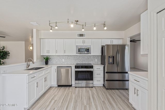 4933 E DOWNING Street, Mesa, AZ 85205