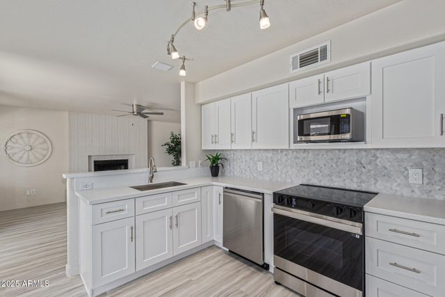 4933 E DOWNING Street, Mesa, AZ 85205