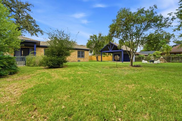 5109 Polk Street, Houston, TX 77023