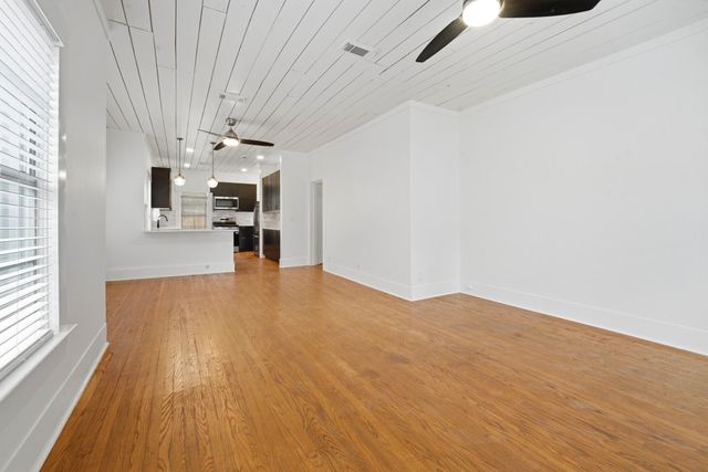 5109 Polk Street, Houston, TX 77023