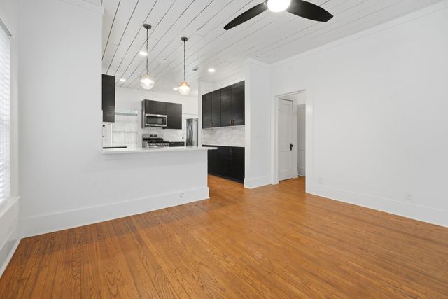 5109 Polk Street, Houston, TX 77023