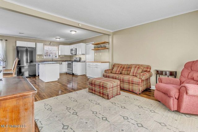 7984 Charleston Drive, Southaven, MS 38671