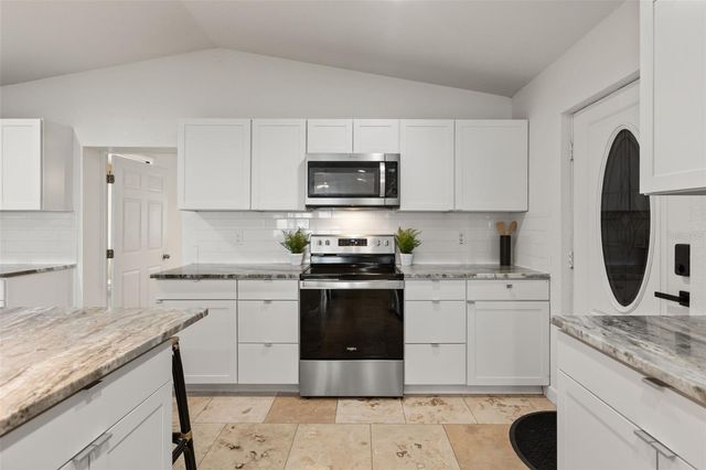 2462 FORT LANE ROAD, Geneva, FL 32732